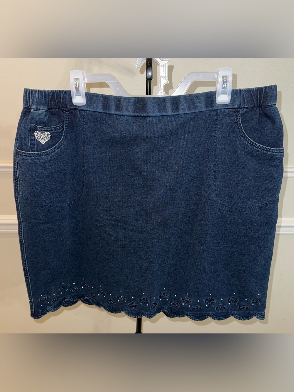Quacker Factory DreamJeannes Smile N' Style Scalloped Skort! Size 1X.